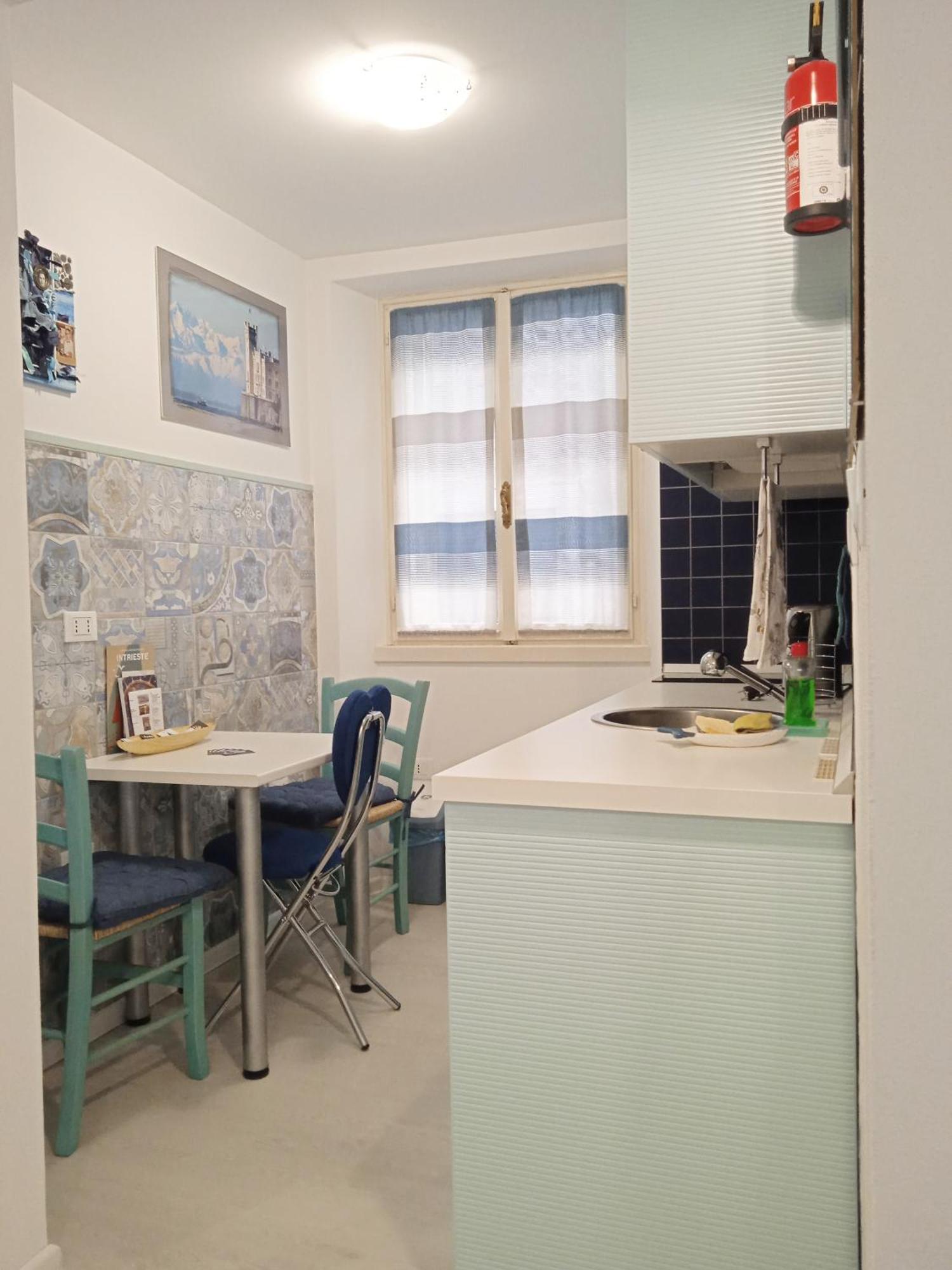 Apartamento La Casa Di Uccia Trieste Exterior foto